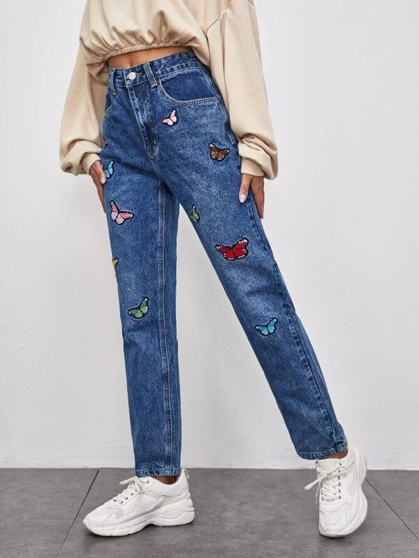 Slant Pocket Butterfly Embroidered Straight Jeans