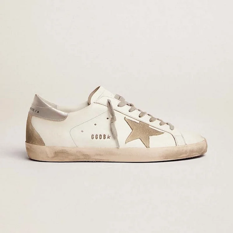 Golden Goose Super-Star Hombre con refuerzo del talón plateado y letras