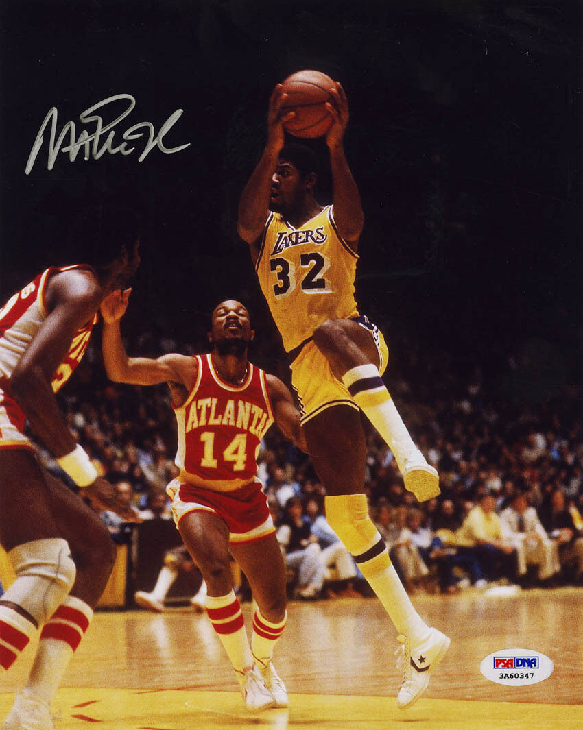 Magic Johnson SIGNED 8x10 Photo Poster painting Los Angeles Lakers ITP PSA/DNA AUTOGRAPHED HOF