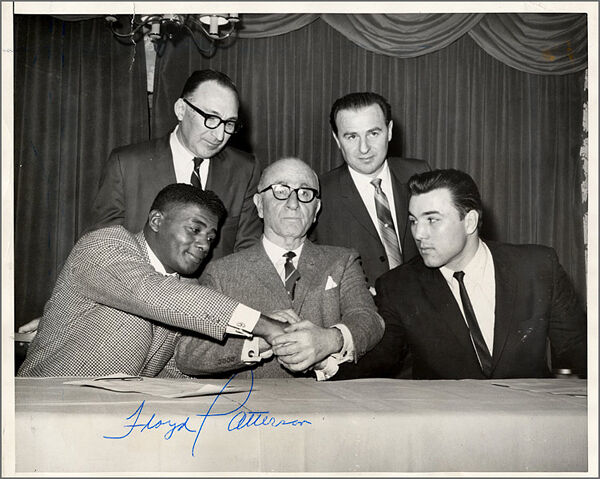 FLOYD PATTERSON Autographed Photo Poster paintinggraph - World Heavyweight BOXING Preprint