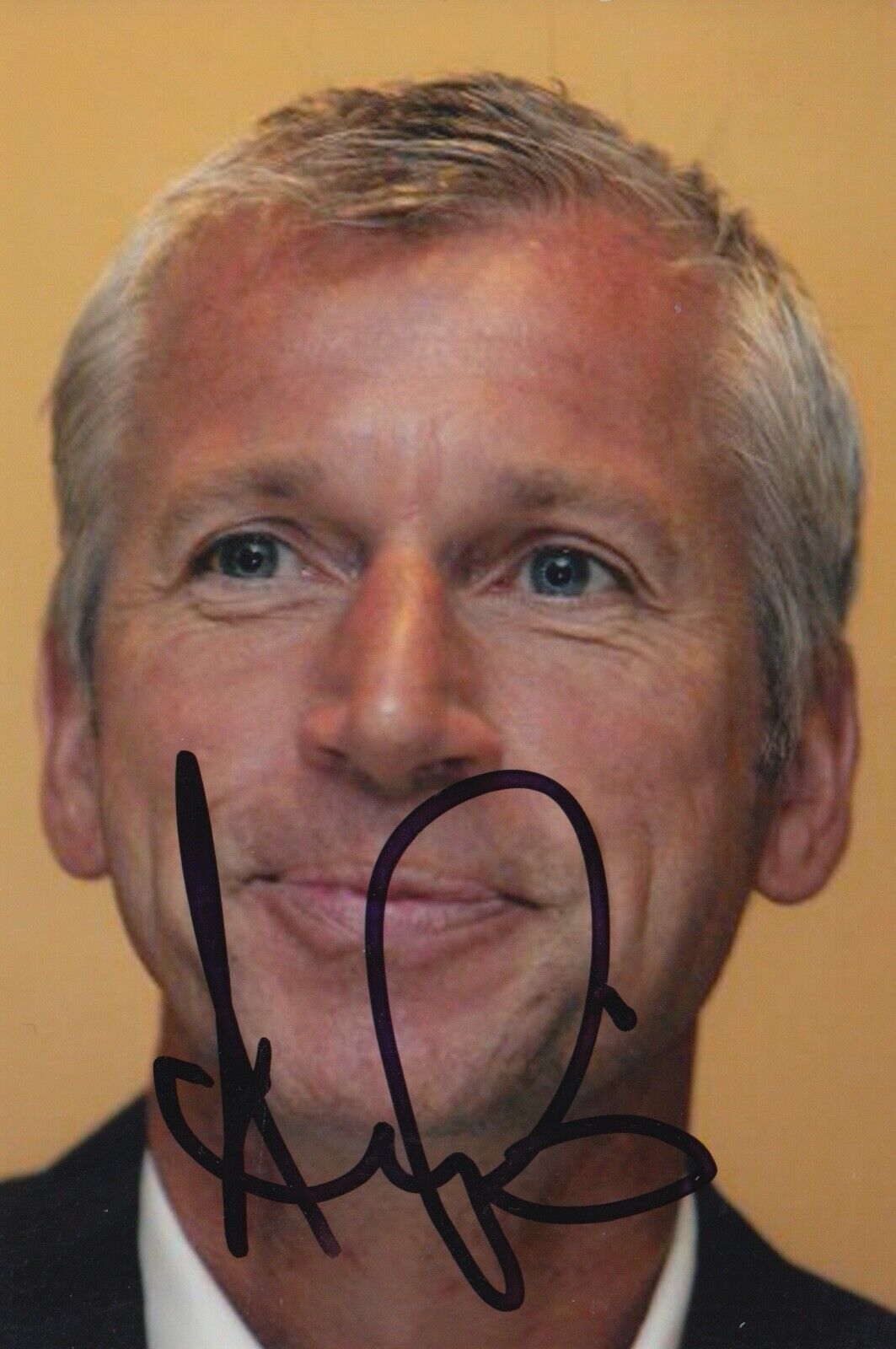 ALAN PARDEW HAND SIGNED 6X4 Photo Poster painting - FOOTBALL AUTOGRAPH - CHARLTON ATHLETIC 1.