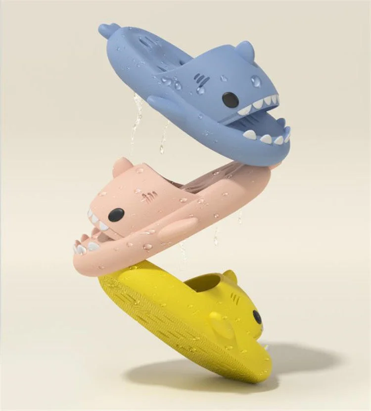 Man Women Cartoon Shark Slipper Bathroom Adult Couples Non Slip Thick Sole Hollow Out Slippers Indoor Home Funny Slides Sandals