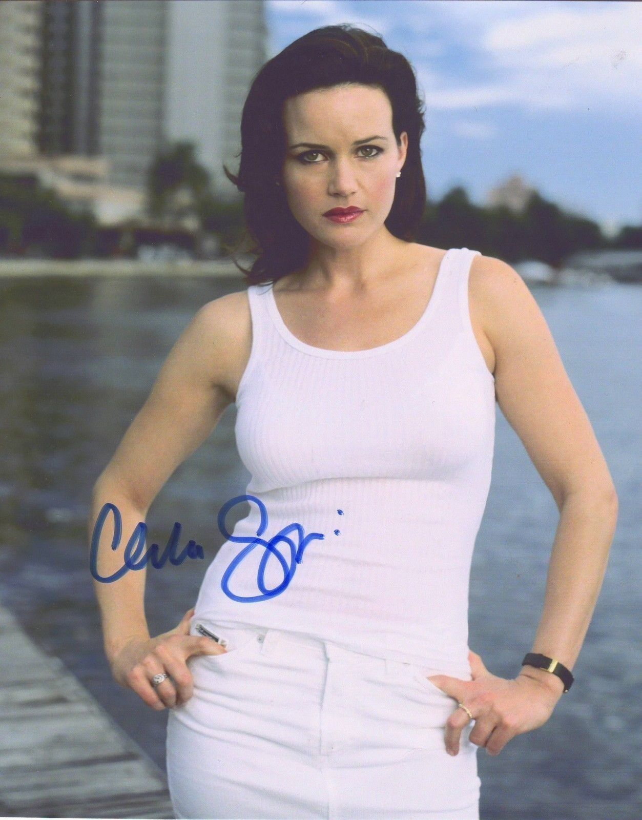 CARLA GUGINO AUTOGRAPH SIGNED PP Photo Poster painting POSTER