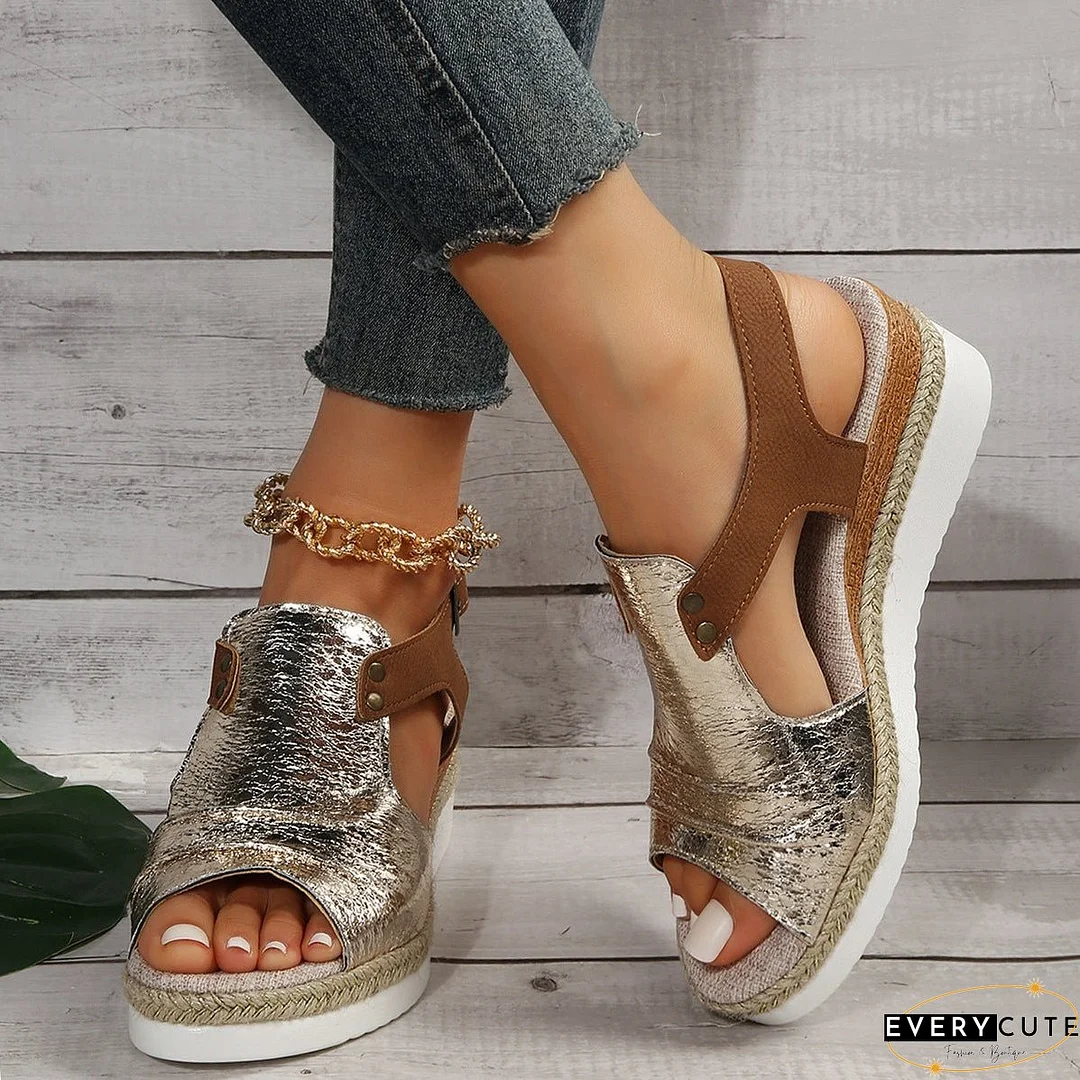 Cozy and airy Sandals