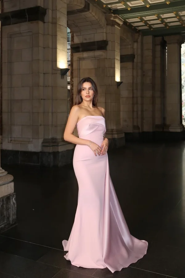 Graceful Straight Across Mermaid Pink Prom Dress With Side Train YK0057