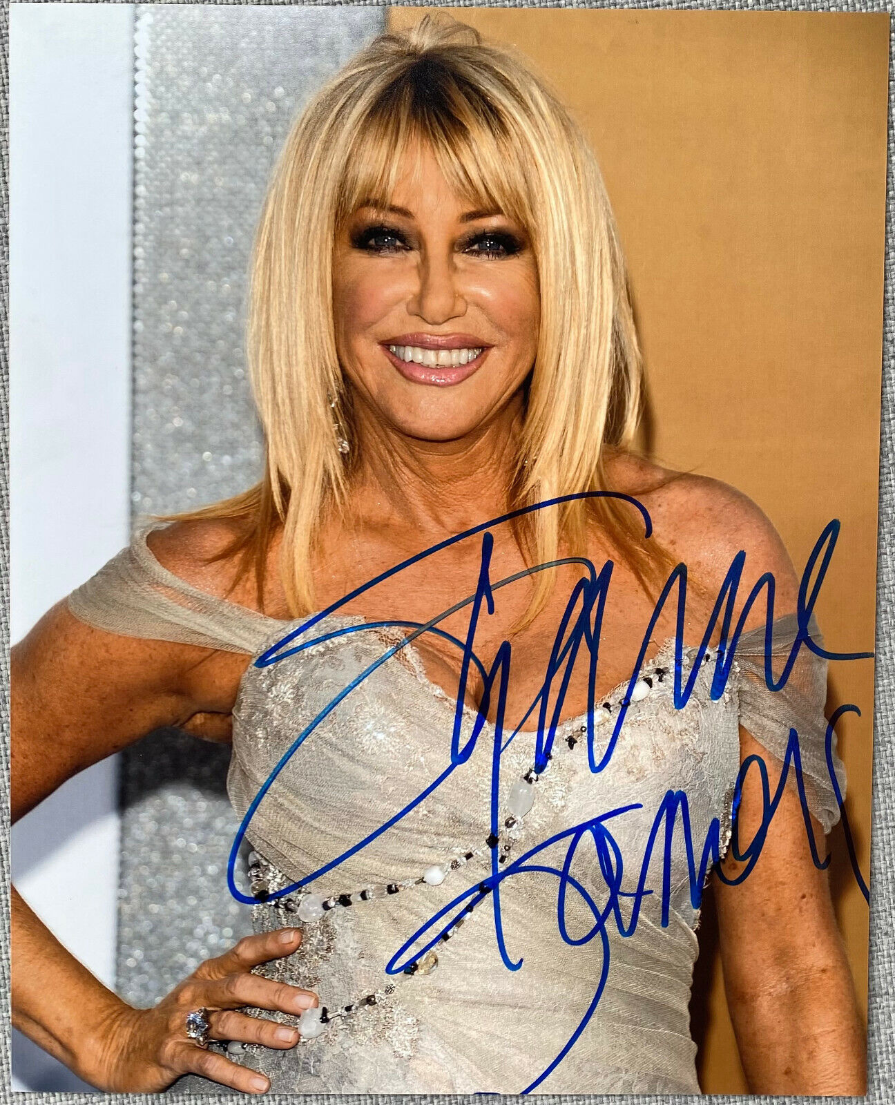 Suzanne Somers Signed IP 8x10 Color Photo Poster painting - Authentic, Three's Company