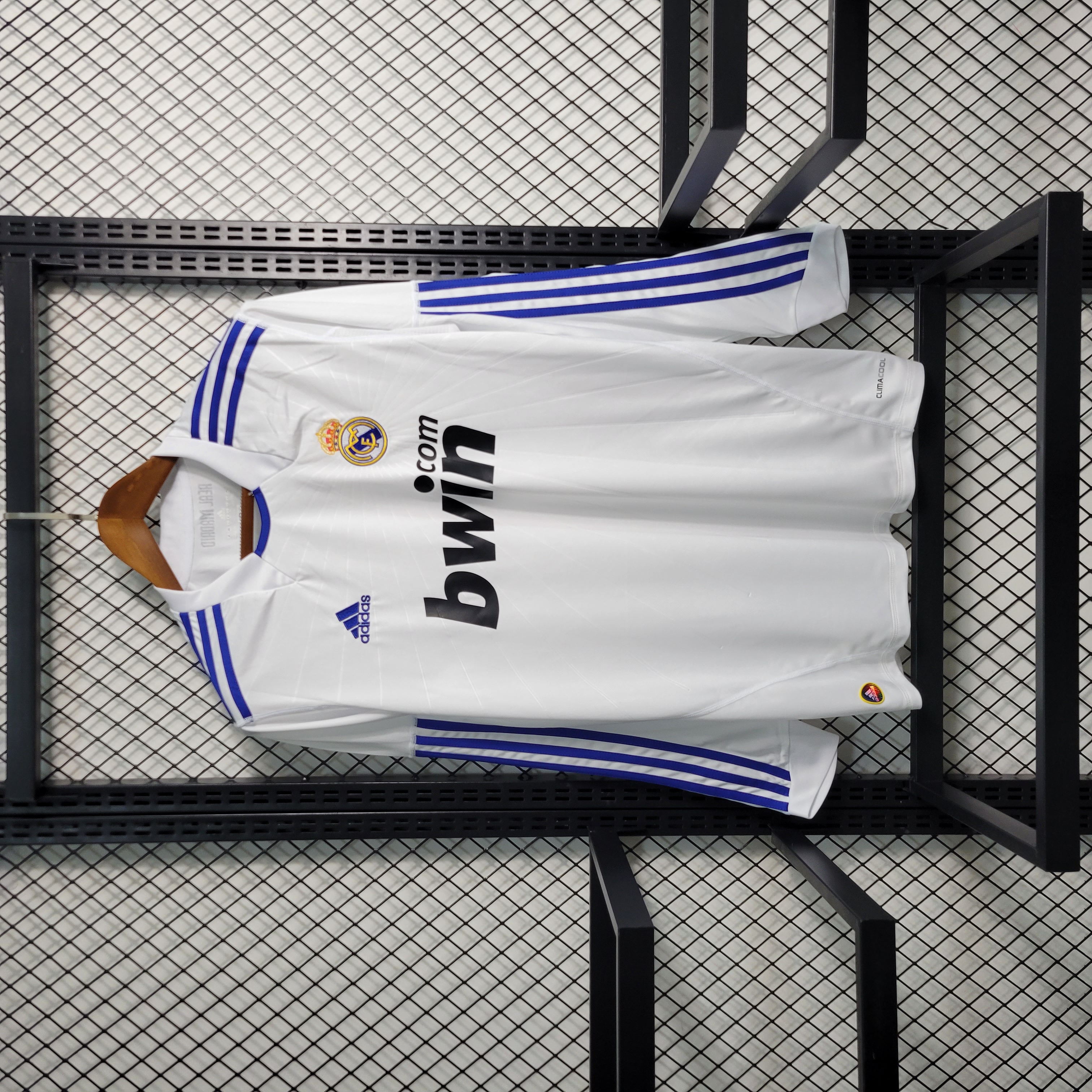 Retro Real Madrid 10-11 Home Stadium Long Sleeve Jersey