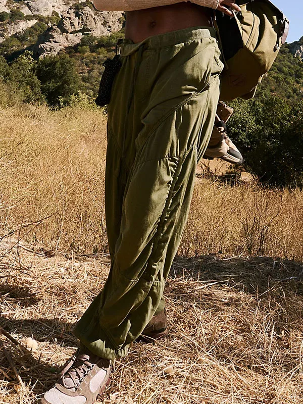 Pleated design adventure outdoor ladies pants