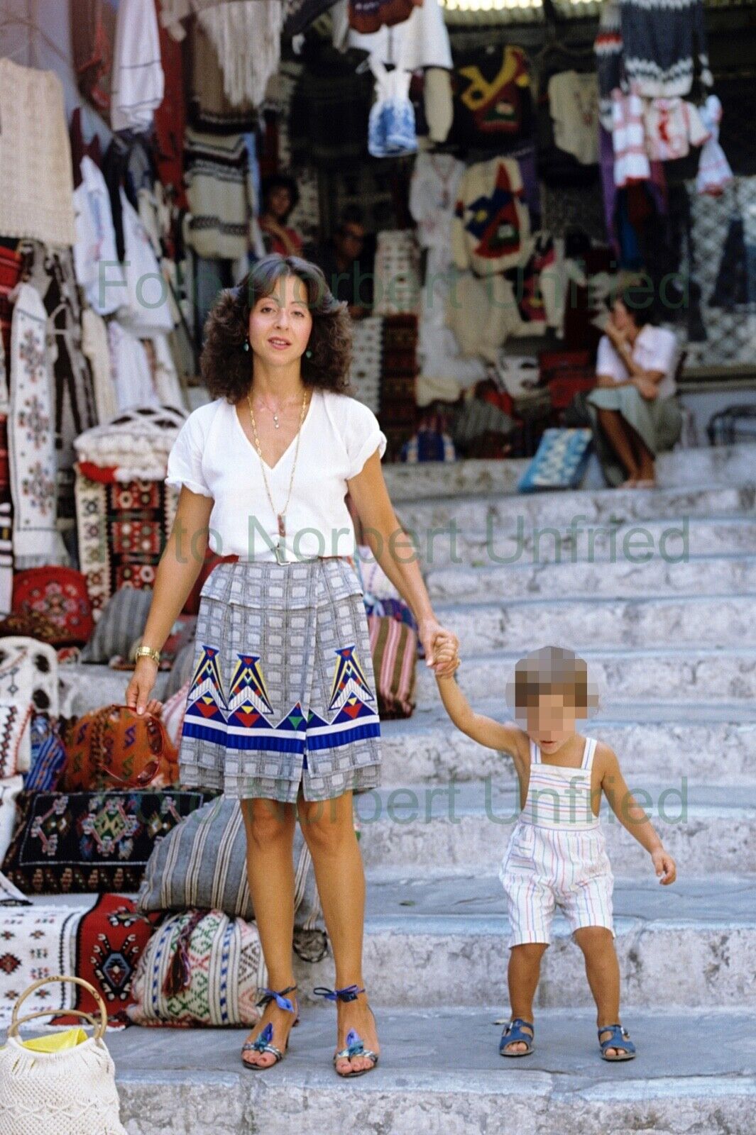 Vicky Leandros With Child - Photo Poster painting 20 X 30 CM Without Autograph (Nr 2-322