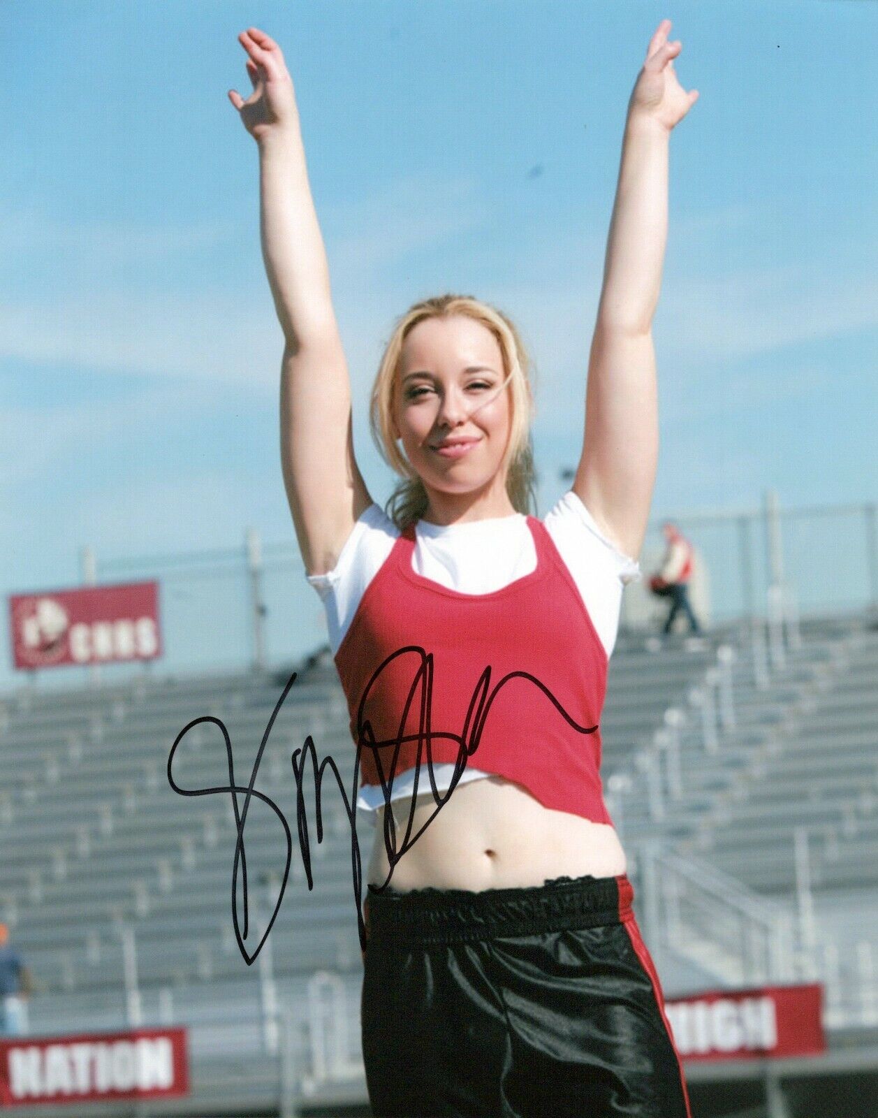 Skyler Shaye Bratz autographed Photo Poster painting signed 8x10 #15 Cloe