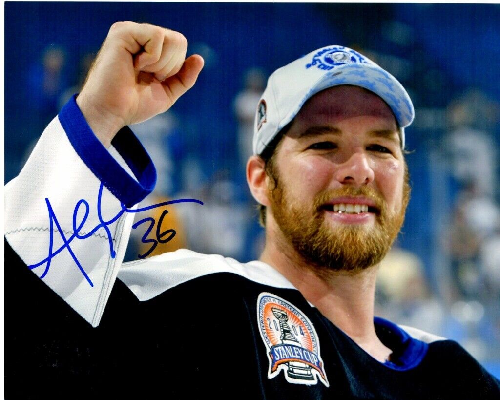 Andre Roy Signed - Autographed Tampa Bay Lightning 8x10 inch Photo Poster painting