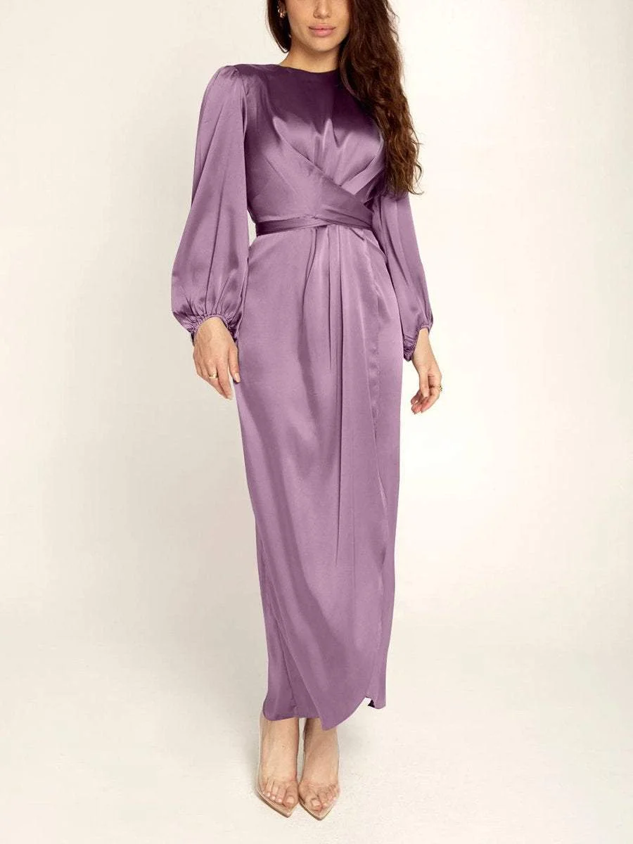 Satin dress with round neck and long sleeves