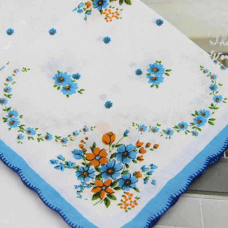 Handkerchiefs Women Printing Cute Square Towel Pocket Womens Elegant Simple Wipe Sweat Soft Cotton Trendy Casual Ladies 2020 New