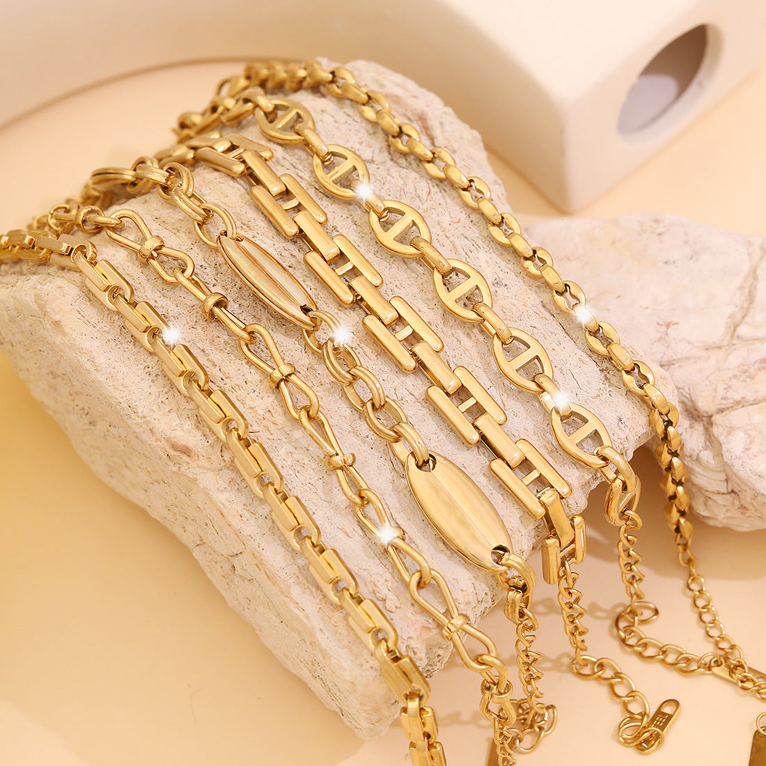 Personalized Pig Nose Bracelet Simple Chain Stainless Steel Jewelry B615