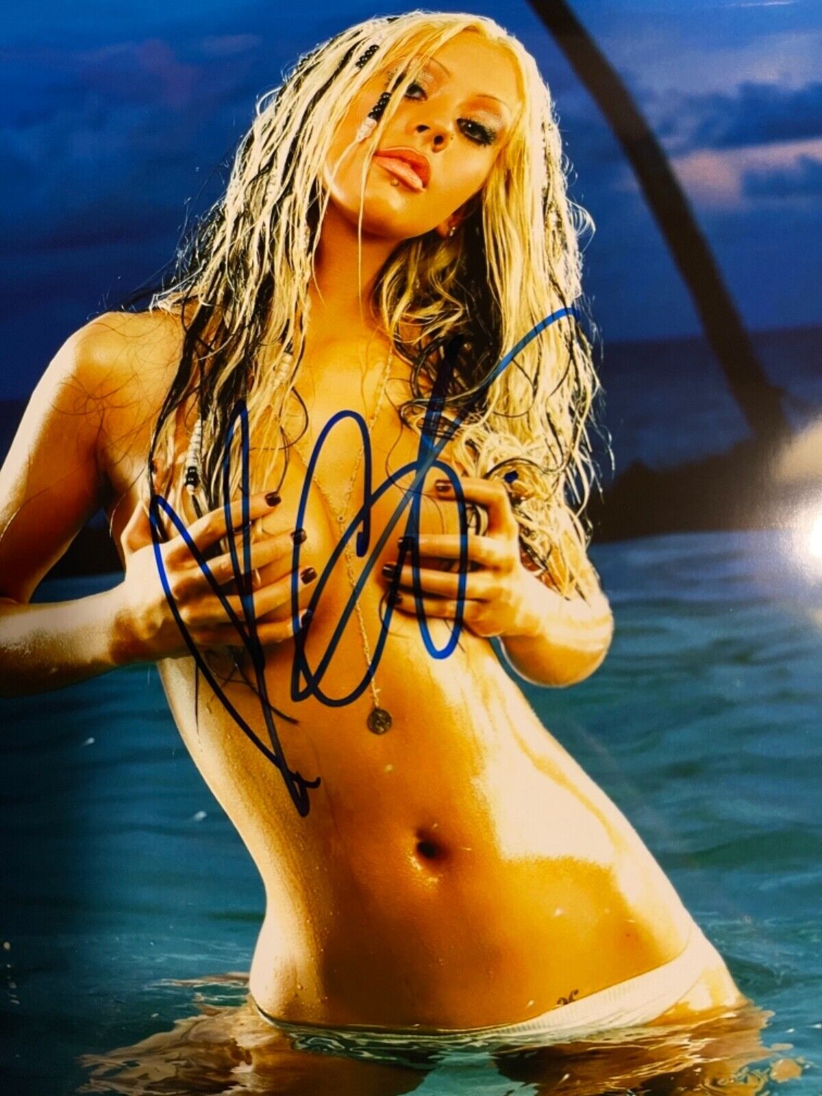 christina aguilera Signed 8 x10 Photo Poster painting sexy picture super duper hot hott