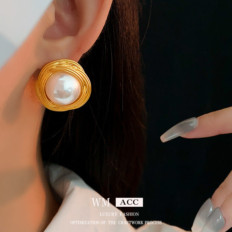 Medieval Pearl Geometric Alloy Electroplating Earrings