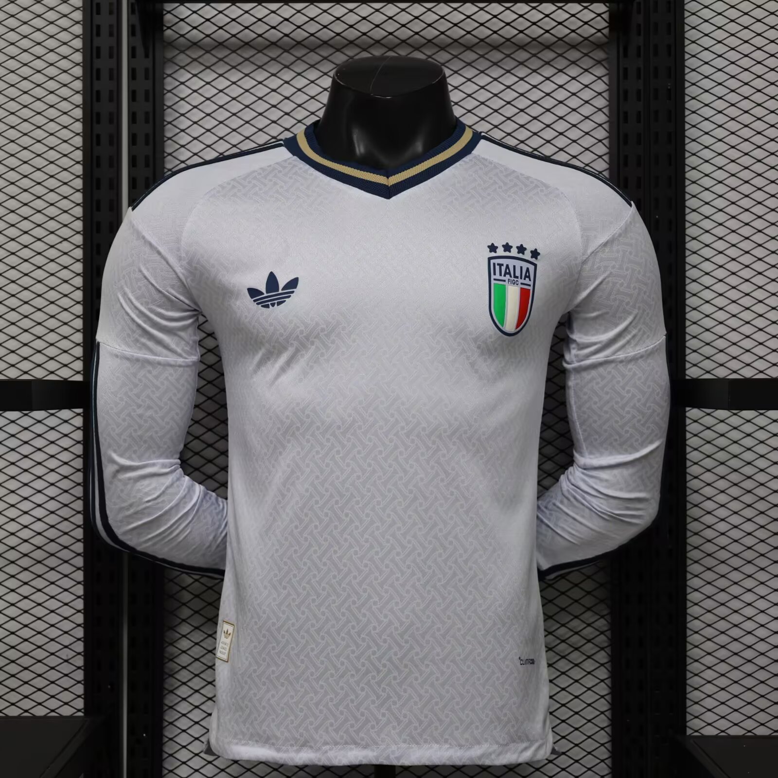 2026 Player Version Long Sleeves Italy National Team Away Football Jersey（The player version jersey is a bit tight, please pay attention to the size selection）