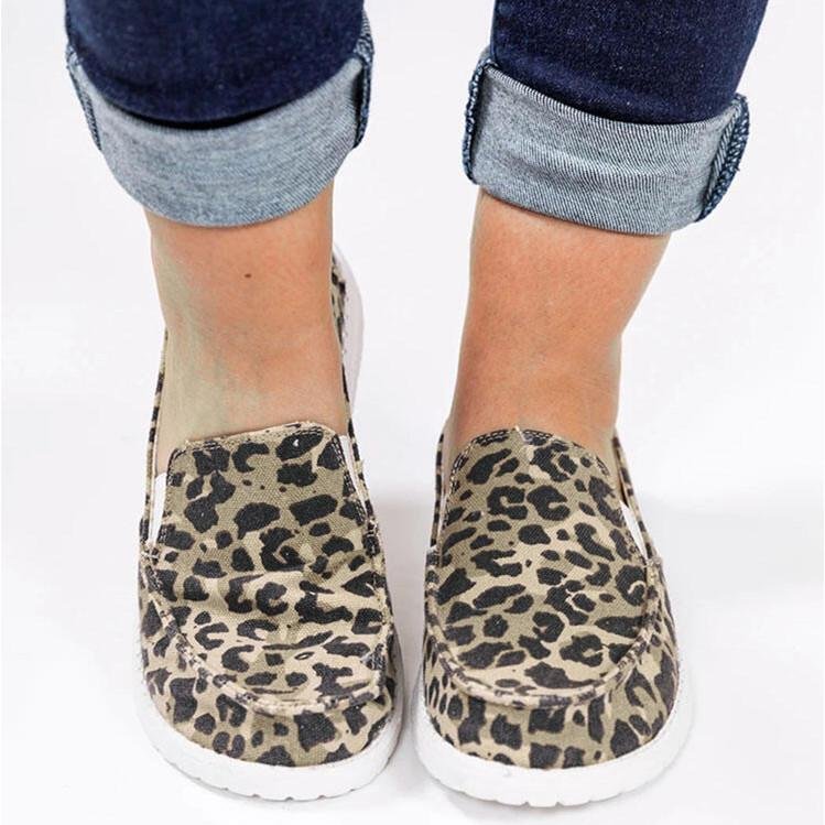 Leopard Round Toe Slip On Flat Loafers -loafers