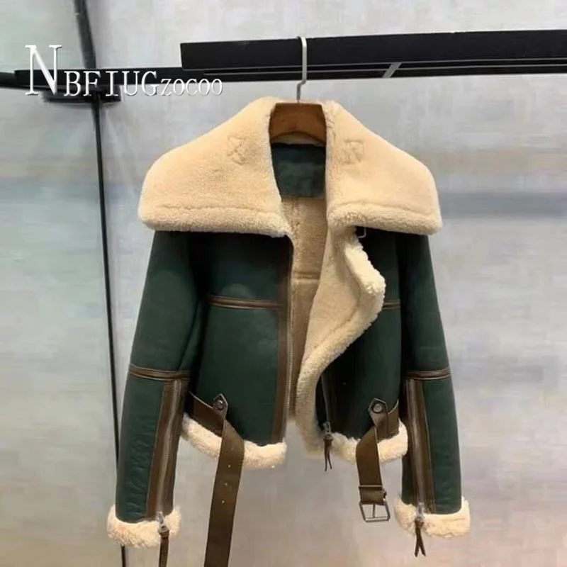 Elegant Lapel Comfortable Women Coat Lining With Imitation Lambswool Short Style Female Jacket 107