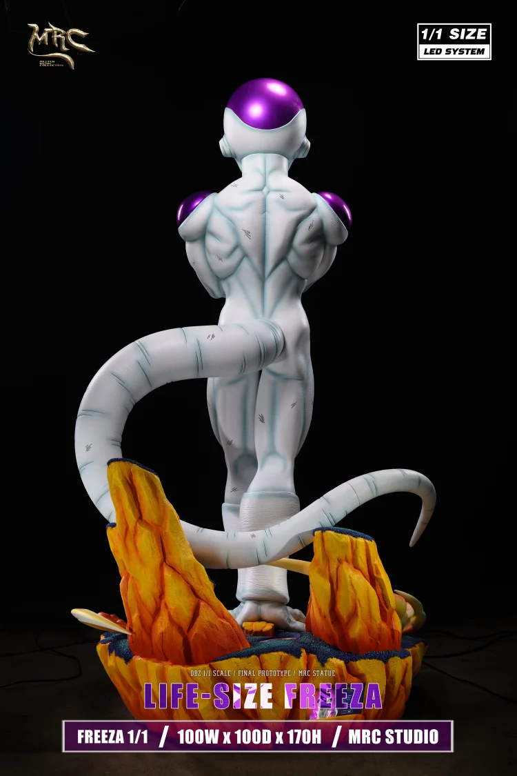 PRE-ORDER MRC Studio - Dragon Ball Frieza 1/4 & 1/1 Statue(GK) Bust