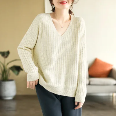 Simple Solid Color V-Neck Long Sleeve Sweater - yankia