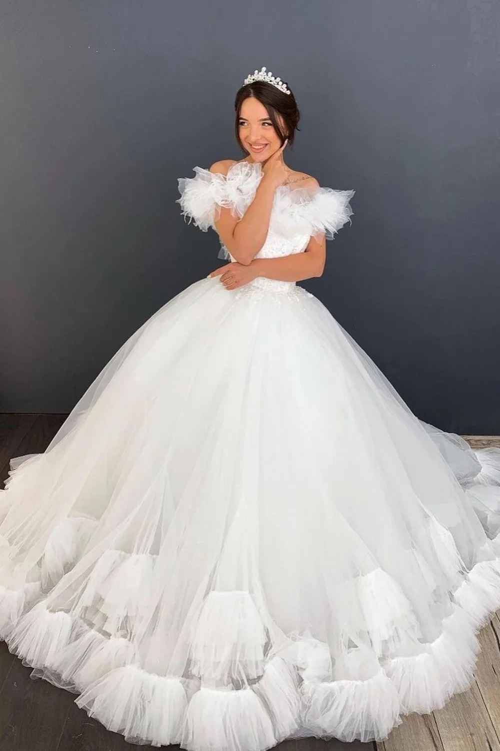 Chic Off The Shoulder Ball Gown Pleated Wedding Dress With Tulle Ruffles | Ballbellas Ballbellas
