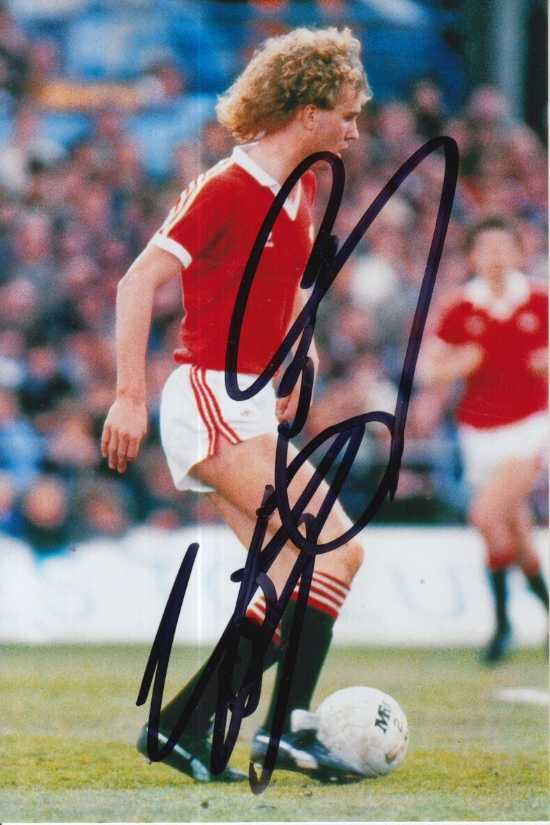 MANCHESTER UNITED HAND SIGNED SCOTT MCGARVEY 6X4 Photo Poster painting 10.