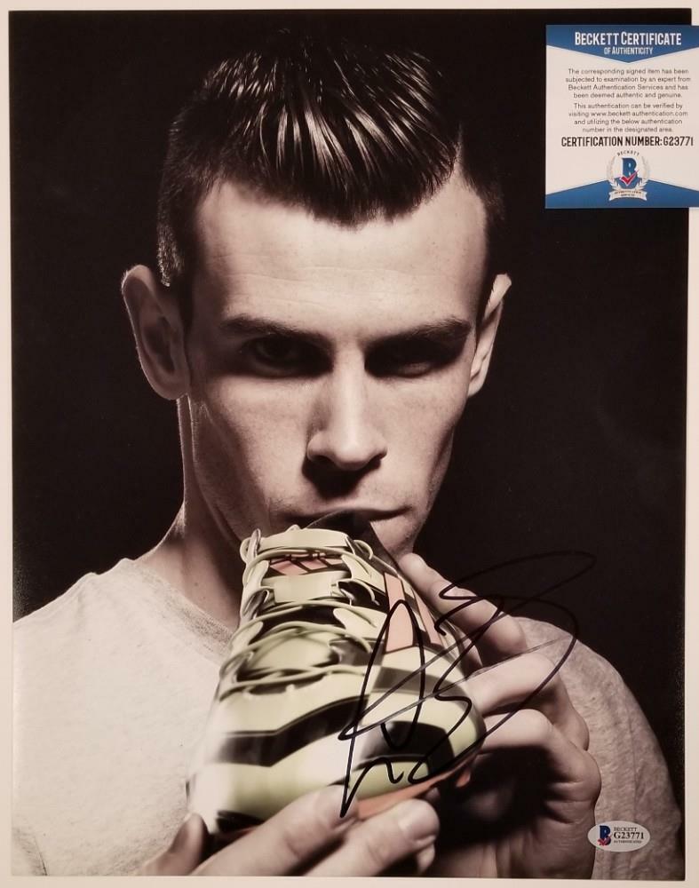 GARETH BALE Signed 11x14 Photo Poster painting REAL MADRID WALES Autograph L ~ Beckett BAS COA