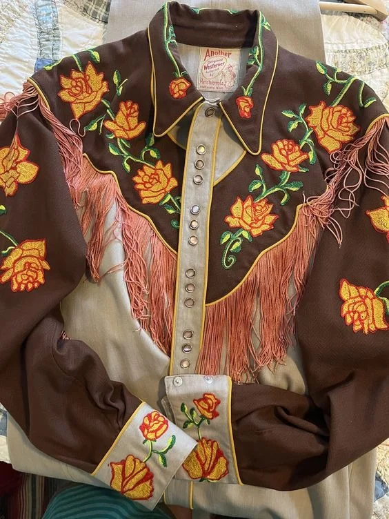 Vintage Embroidered Print Tassel Shirt