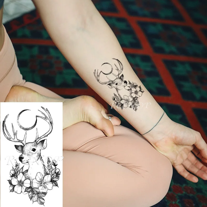 Waterproof Temporary Tattoo Sticker Knives anime Cartoon Boy Tatto Flash Tatoo Fake Tattoos Small Size Art for Men Women