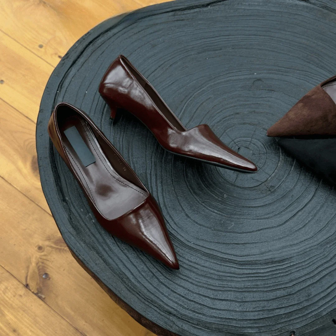 Breakj Breakj Design Sense Retro Pointy Commute Single Shoes In The Fall Of 2025 New French Temperament Kitten Low Heels