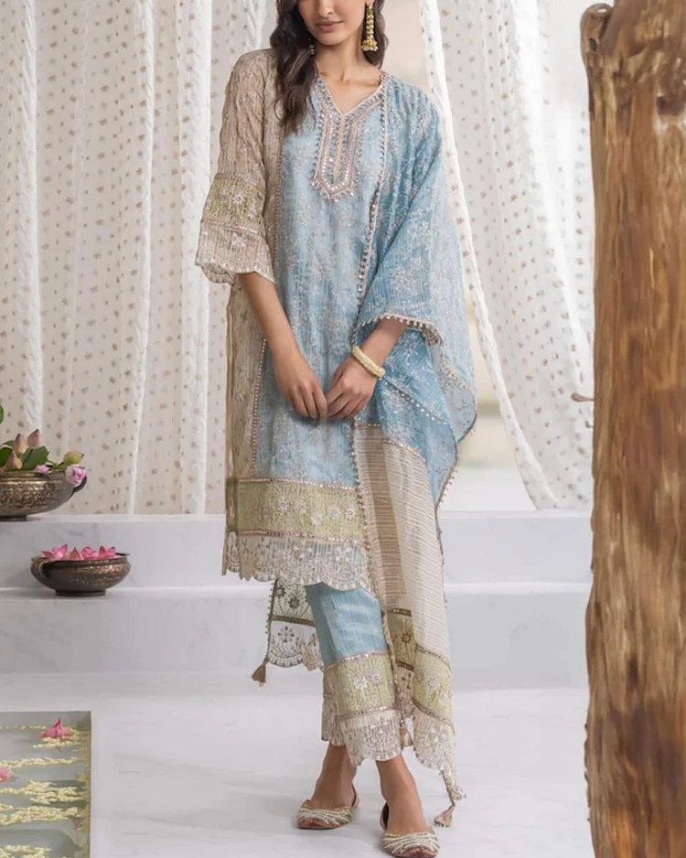 Tencel Luxe Woven And Embroidered Aboli Thread & Zari Kurta Set For Women