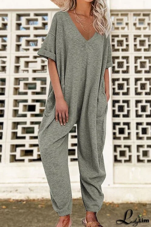 Chic and Relaxed Jumpsuit