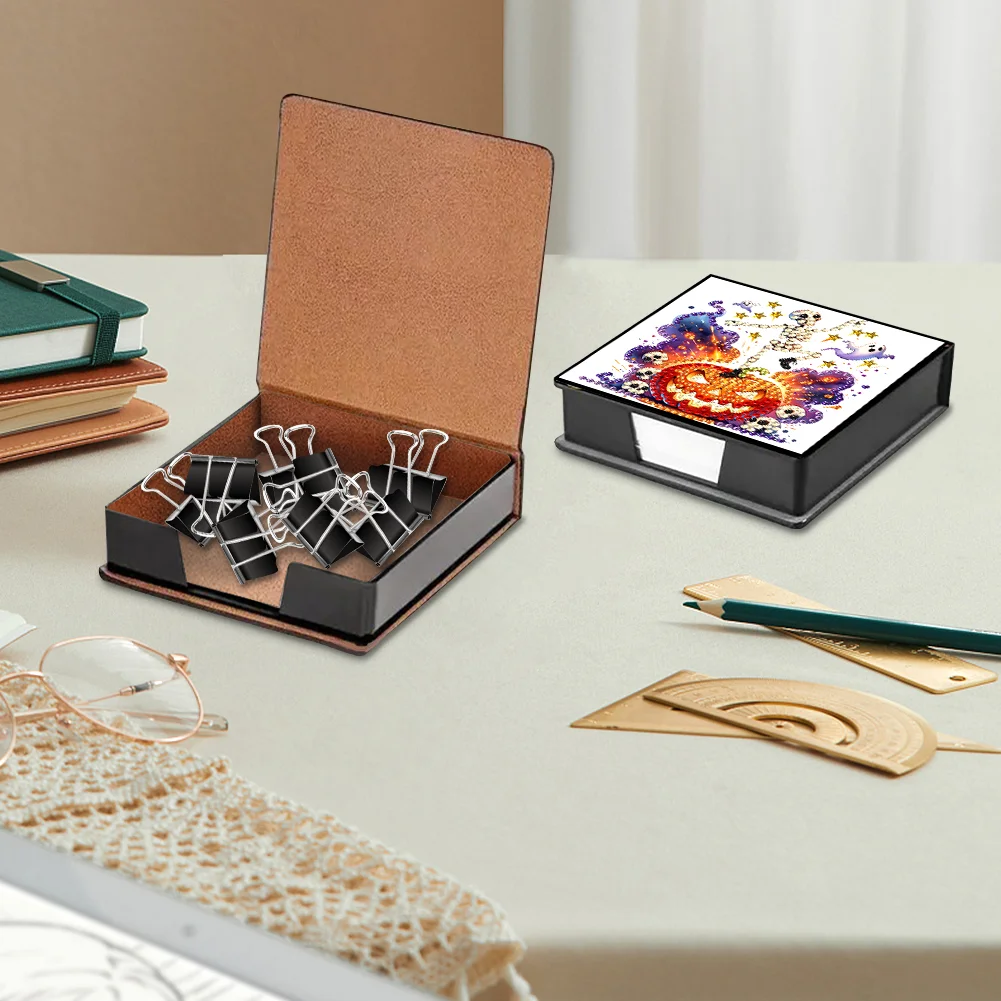 5D DIY PU Diamond Art Note Box with 160 Sheets Paper Memo Pad Holder (Skull)