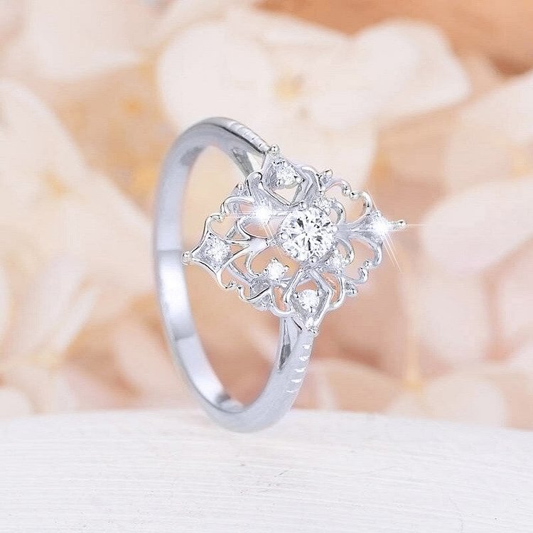 Vintage Naomi Crystal Ring