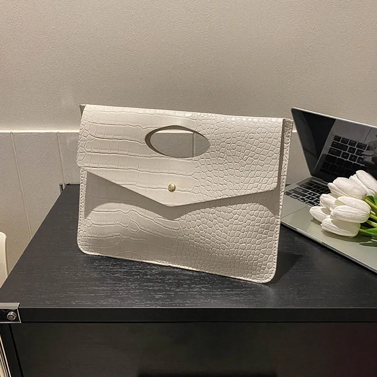 Women Crocodile Pattern Day Clutch Bag PU Leather Women Clutches Ladies Hand Bags Envelope Bag Luxury Party Evening Bags Bolsa