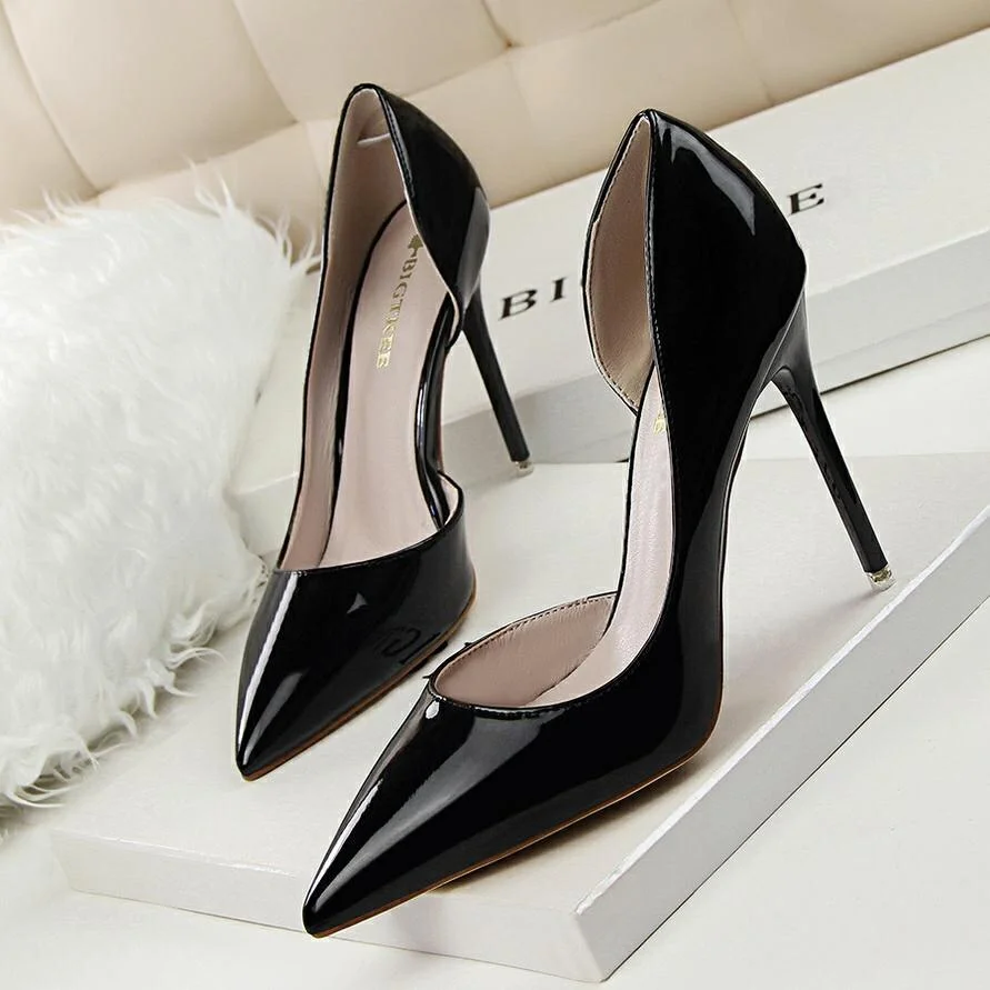 New 2019 Women pumps Elegant pointed toe patent leather office lady Shoes Spring Summer High heels Wedding Bridal Shoes