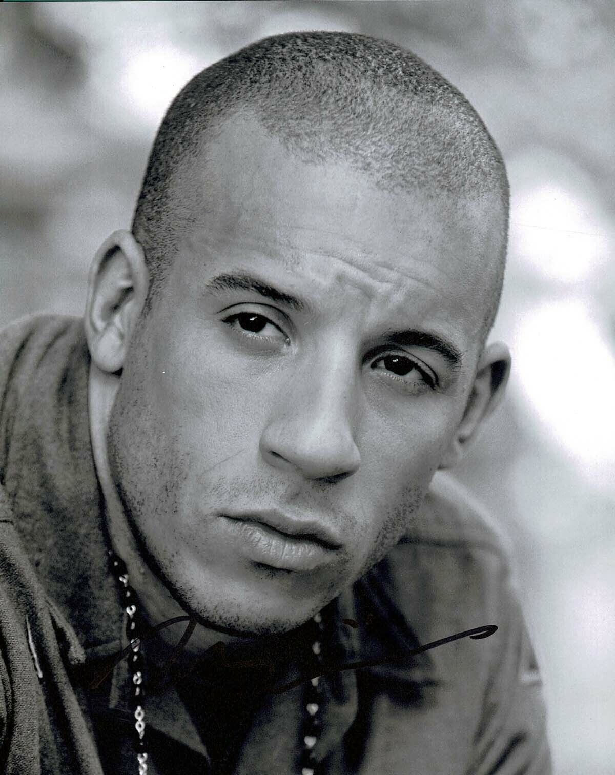 Vin DIESEL Signed 10x8 Photo Poster painting AFTAL COA Xander Cage Fast & Furious Triple X XXX