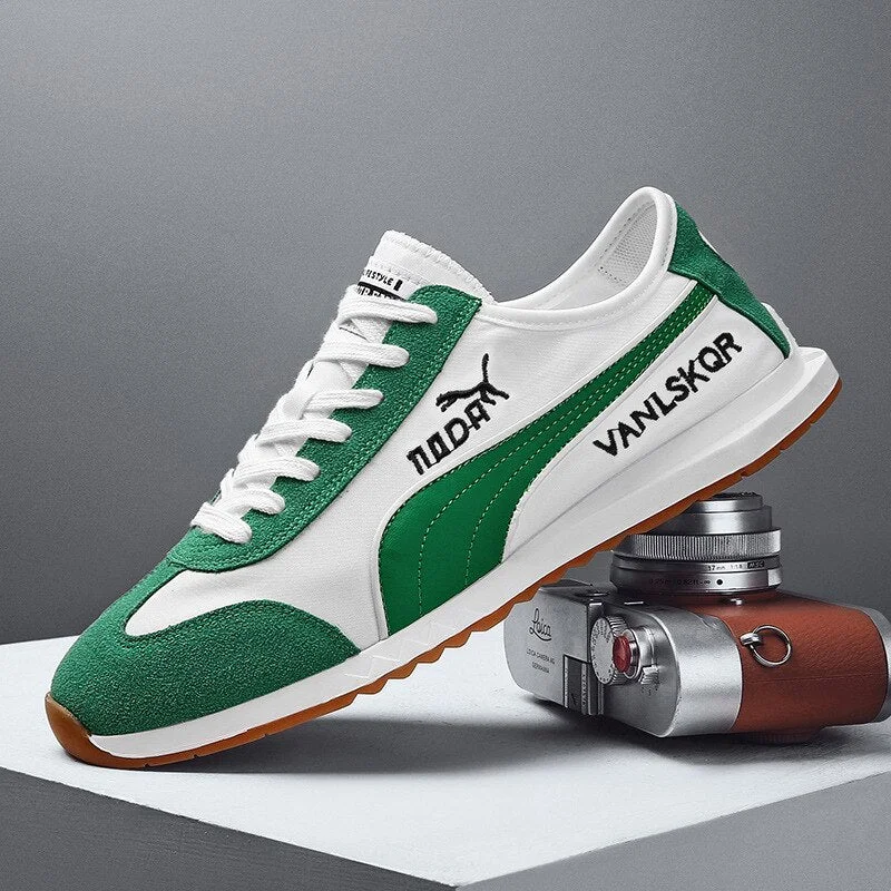 2020 Spring Men Shoes Slip On Casual Shoes Lightweight Comfortable Breathable Couple Walking Sneakers Feminino Zapatos Hombre