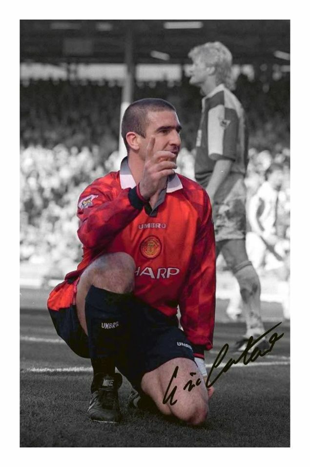 ERIC CANTONA - MANCHESTER UNITED AUTOGRAPH SIGNED Photo Poster painting POSTER