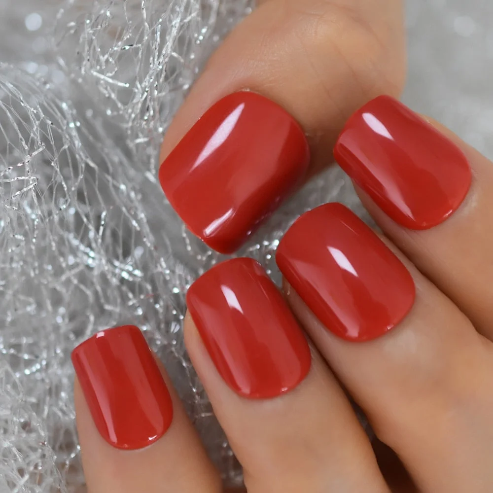 Super EchiQ Glossy Fake Nails Shiny Surface Gelnails Dark Red Daily Square Short Ladies Fingernails Manicure Art Tips 24-Nail Inspo