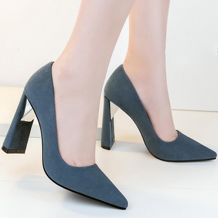 GOOSHOE Chunky Heel Point Toe Suede Work Pumps