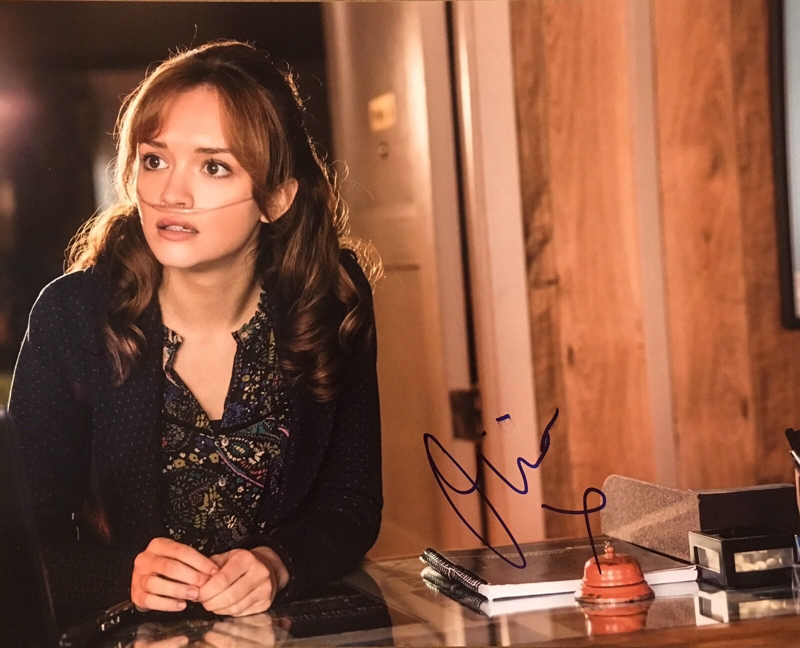 OLIVIA COOKE Signed Autographed 8x10 Photo Poster painting Bates Motel