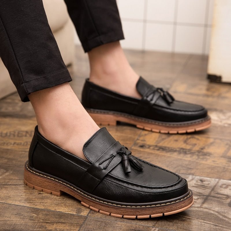 Men Casual Shoes Fashion tassel Men Shoes Breathable Men Loafers Moccasins Slip on Men's Flats Male Shoes Stylish Footwear