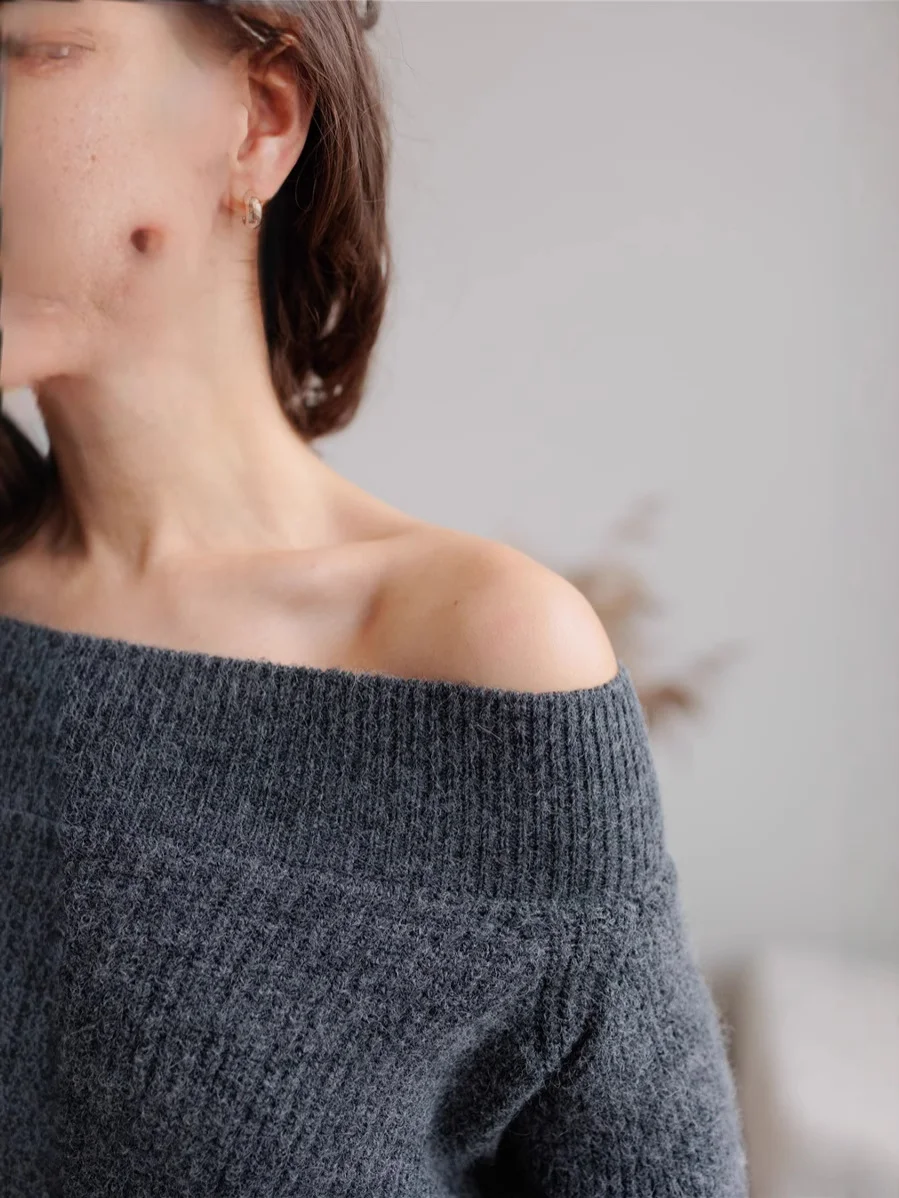 Athvotar Athvotar And Winter 2025 New Hot One-Step Skirt Sweater Set Women's Collar Knitted Top + Left Hip Skirts Ins