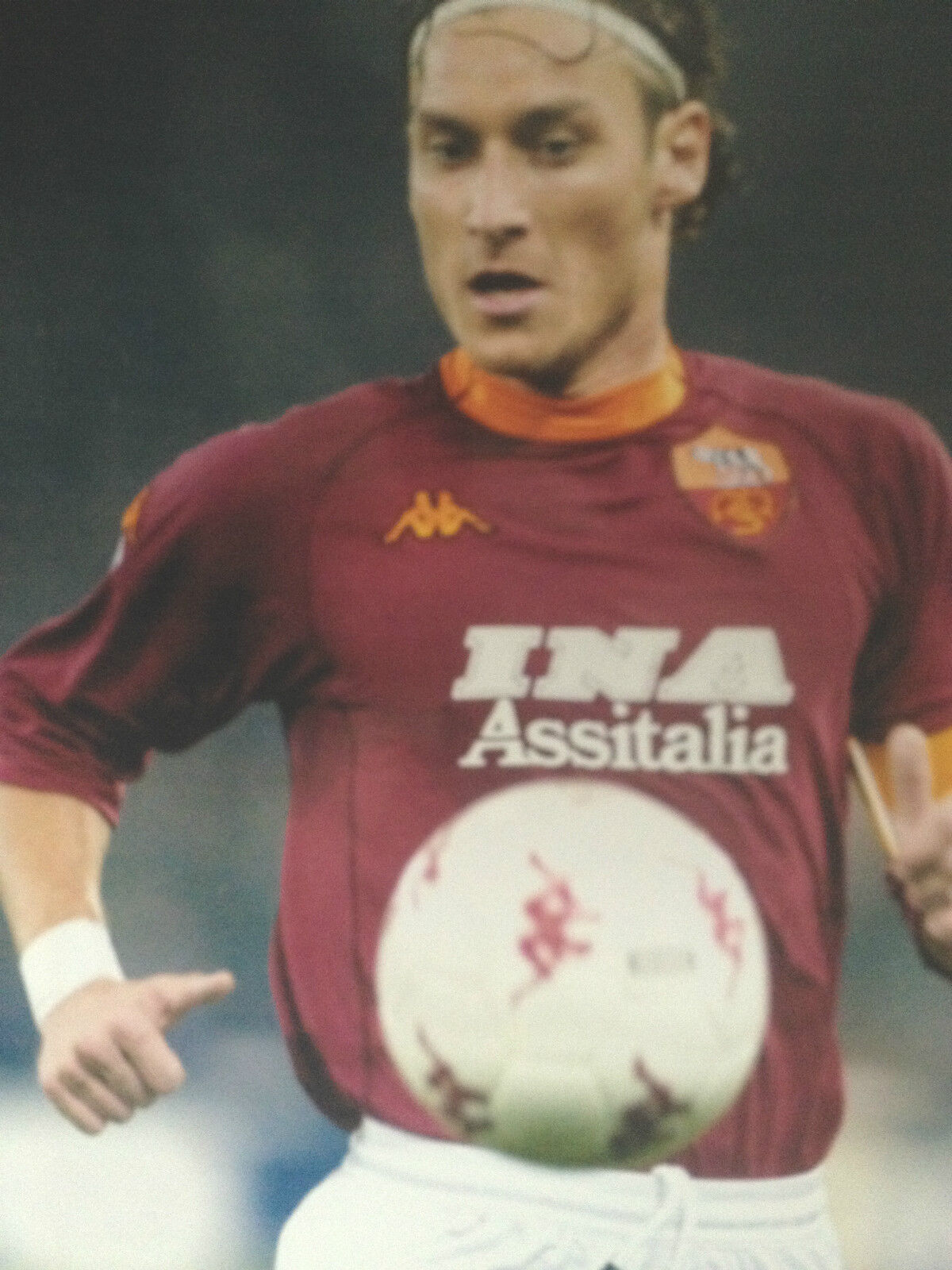 FRANCESCO TOTTI - FORMER ROMA FOOTBALLER - SUPERB COLOUR Photo Poster paintingGRAPH