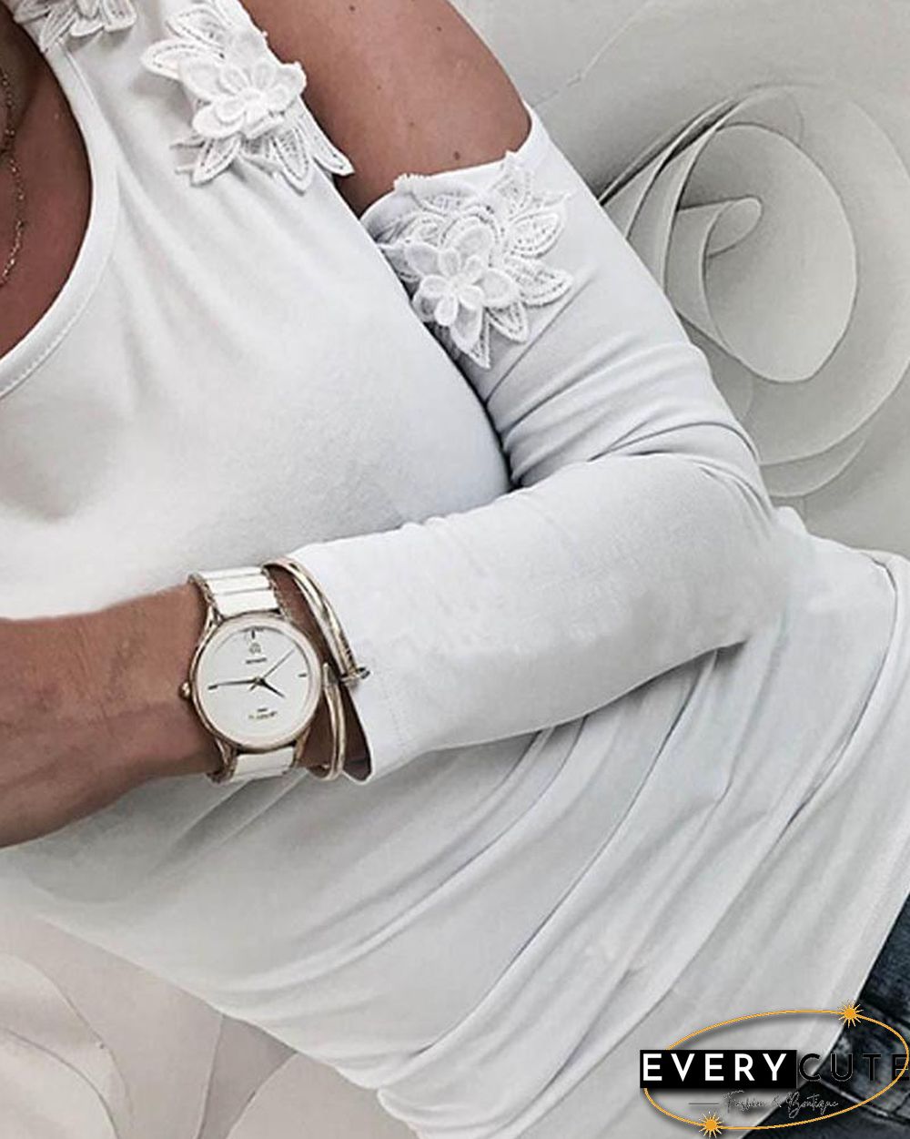 Round Neck Cut Out Sleeve Top P14419