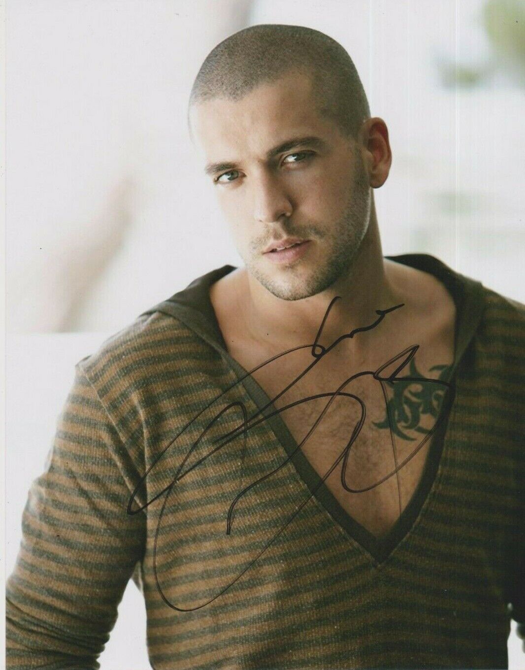 Shayne Ward **HAND SIGNED** 10x8 Photo Poster painting **AUTOGRAPHED** Coronation Street