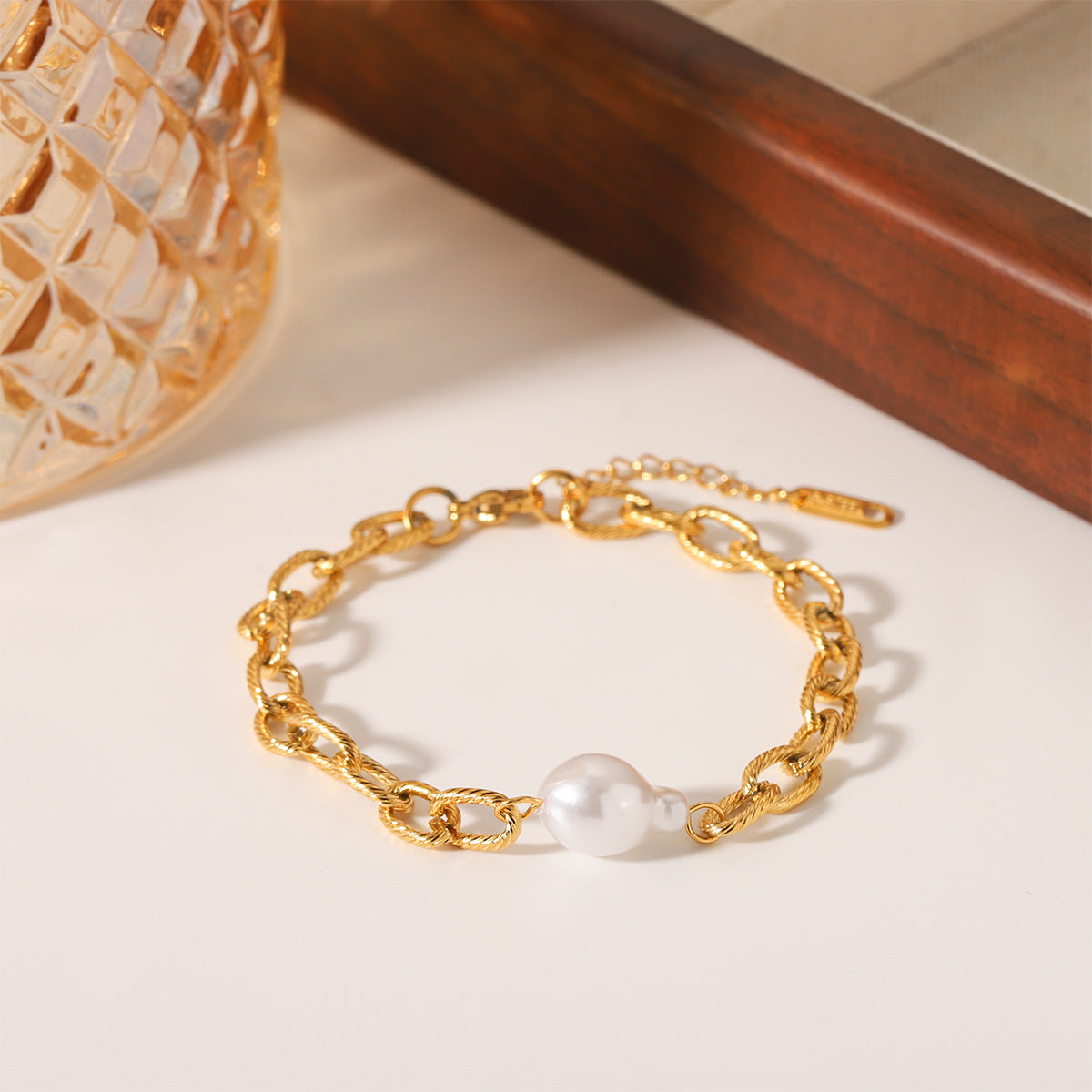 Ins Style Texture O-Shaped Chain Stainless Steel Bracelet Female Special-Shaped Pearl Pendant Hand Jewelry Titanium Steel