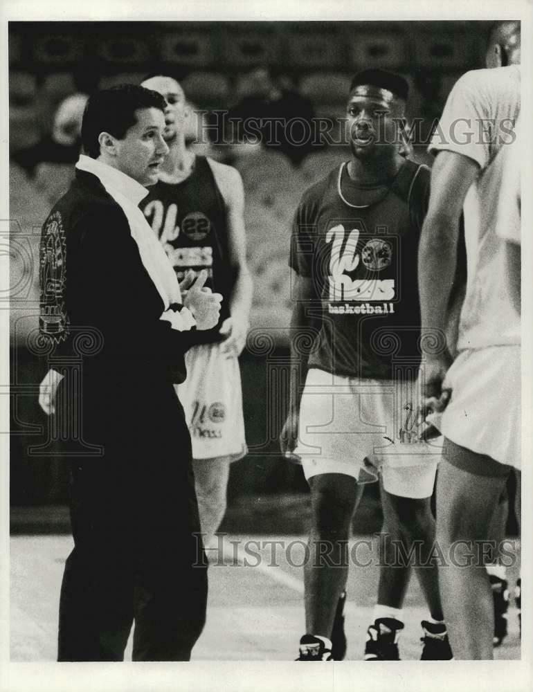 Press Photo Poster painting UMass basketball players and coach during practice in Worcester